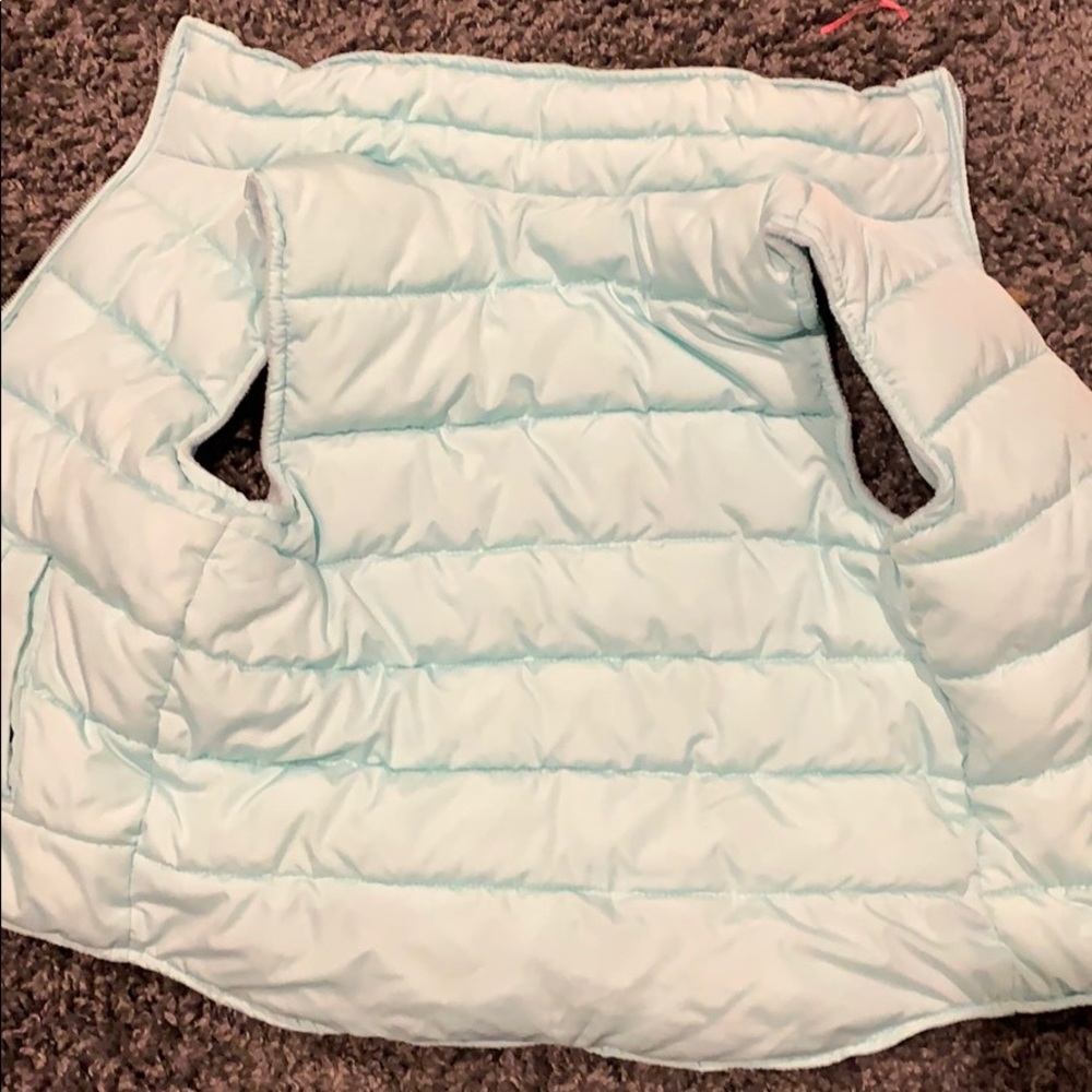 Vest - Picture 3 of 3